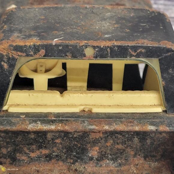 Vintage Nylint Pressed Steel GT racing pickup truck parts/repair black/yellow - Picture 8 of 10